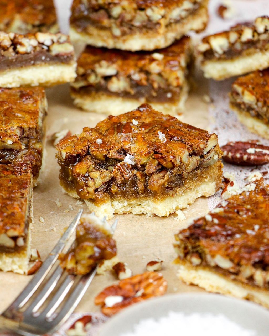 Easy Caramel Pecan Pie Bars